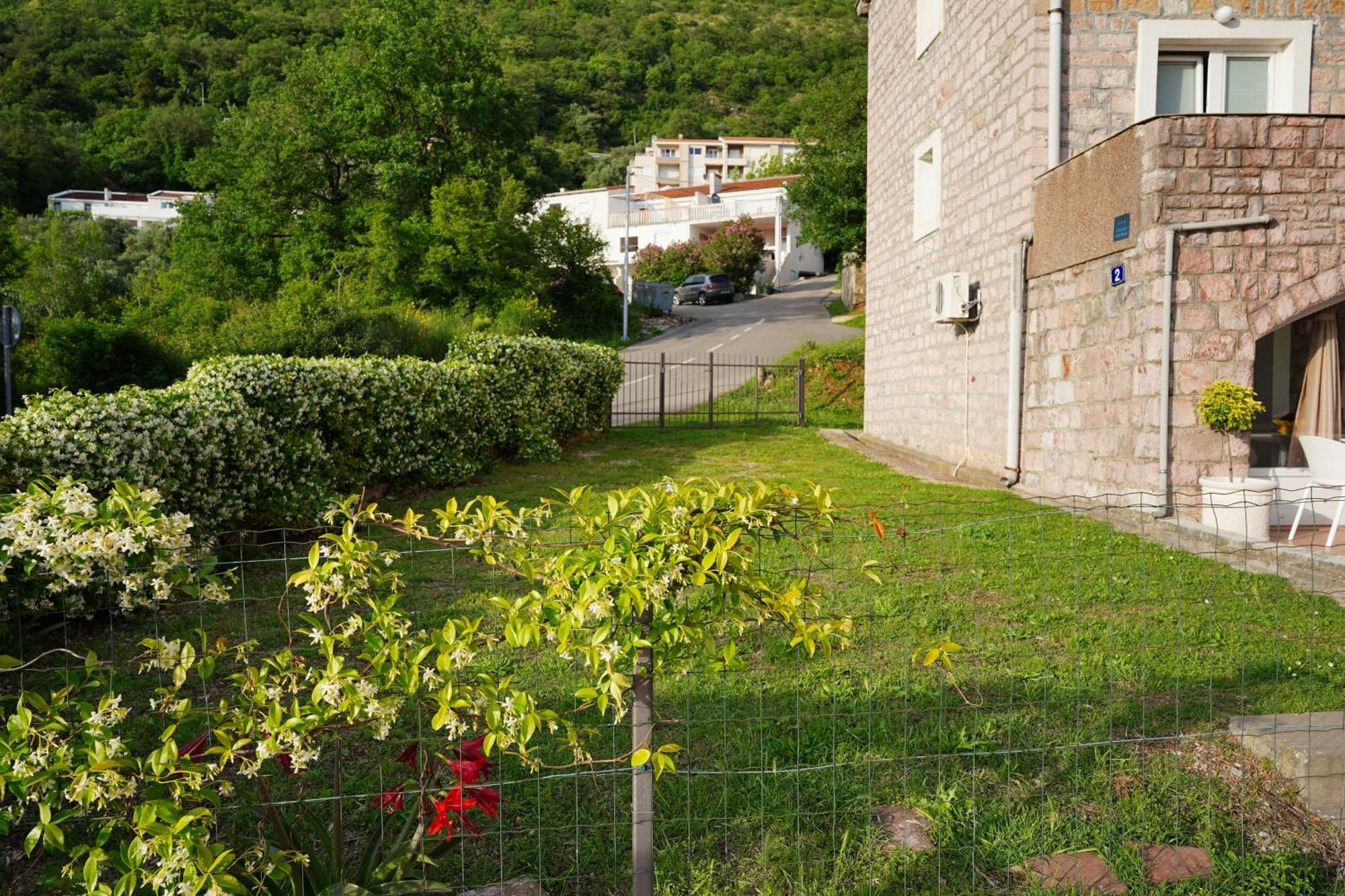 Apartments Pavlovic Petrovac Dış mekan fotoğraf